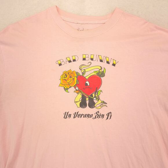 Bad Bunny Band Short Sleeve Crew Neck T Shirt Womens Size Extra Large XL Pink - Picture 1 of 9